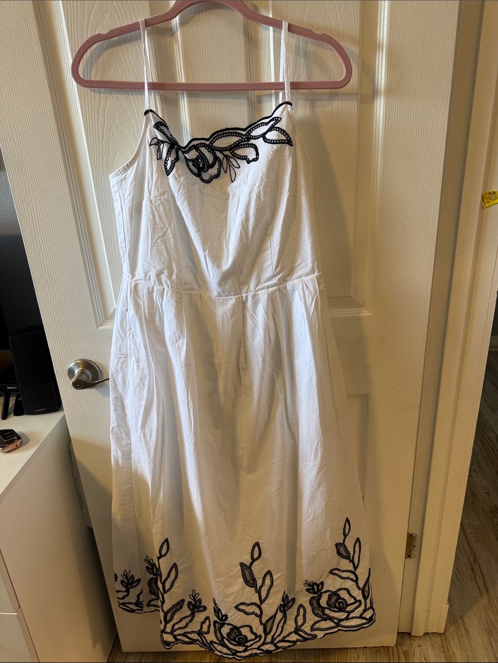 Free Assembly Beautiful White Spaghetti-Strap Dress with Black Floral Embroidery